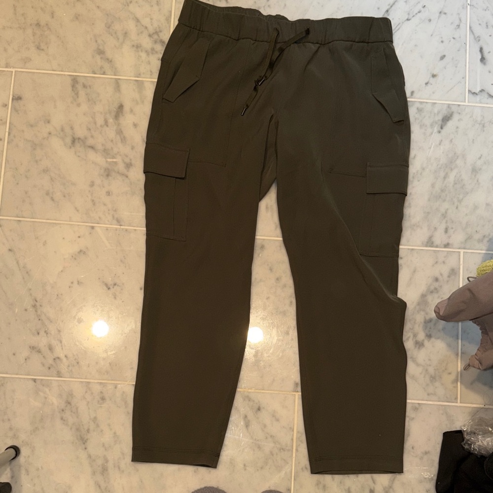 Lululemon pants